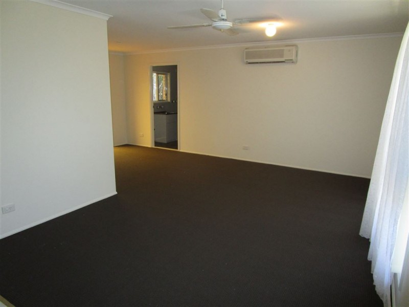 43 Glenside Dr, Robina QLD 4226