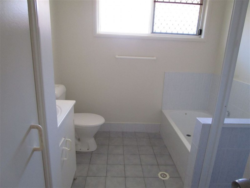 43 Glenside Dr, Robina QLD 4226