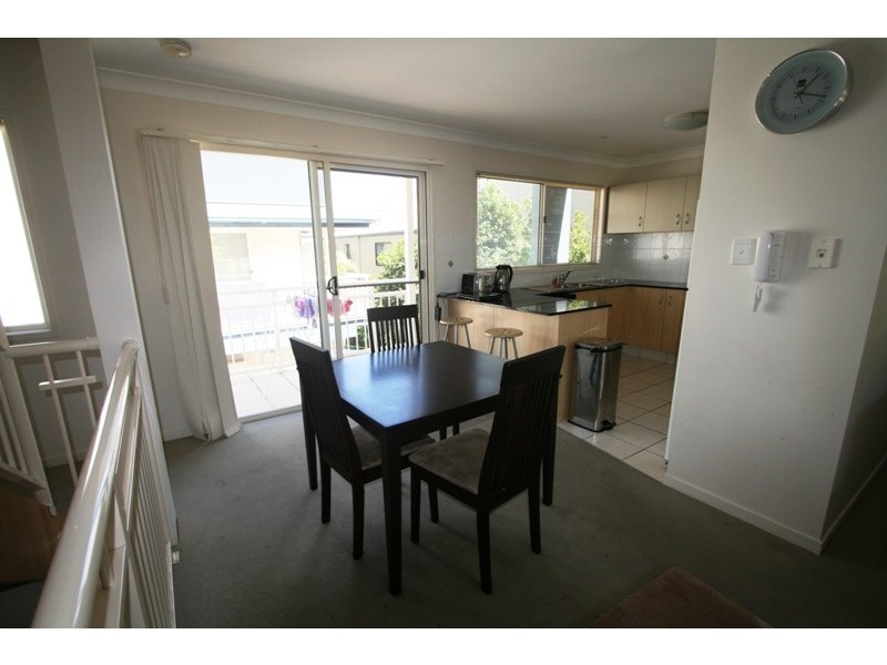 Varsity Lakes QLD 4227