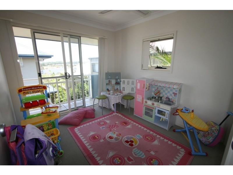 Varsity Lakes QLD 4227