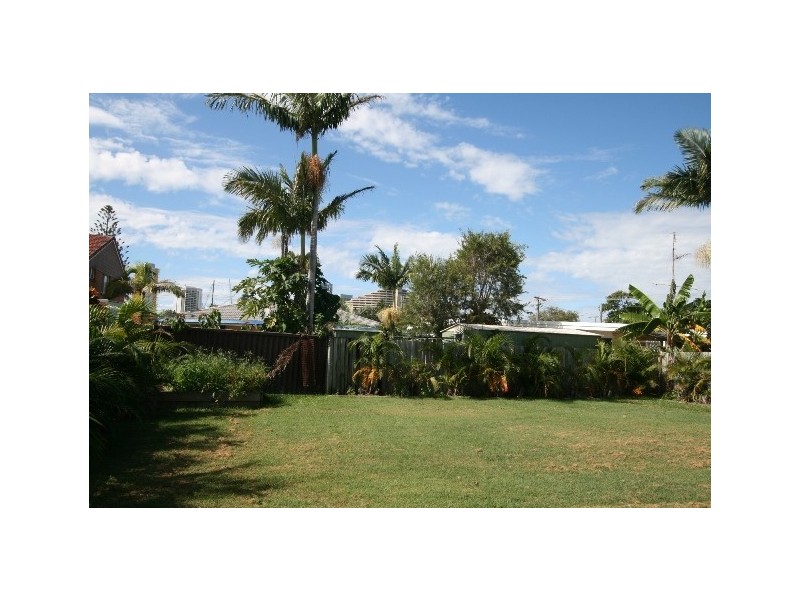 Broadbeach Waters QLD 4218