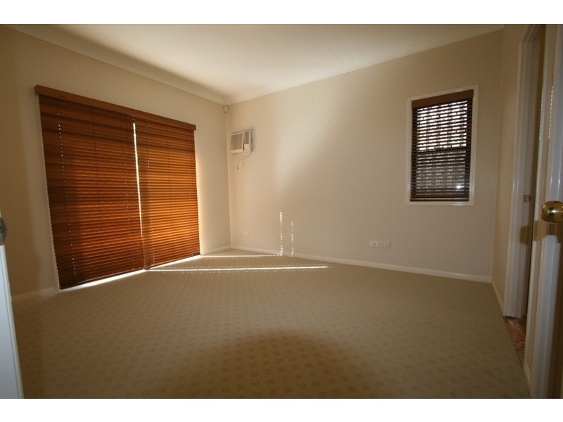 Varsity Lakes QLD 4227