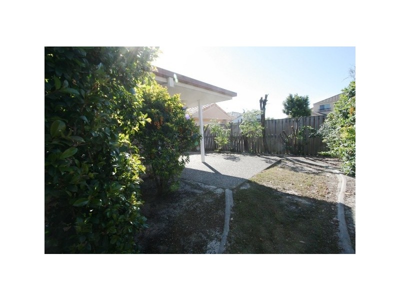 1/14 Illinios Court, Varsity Lakes QLD 4227