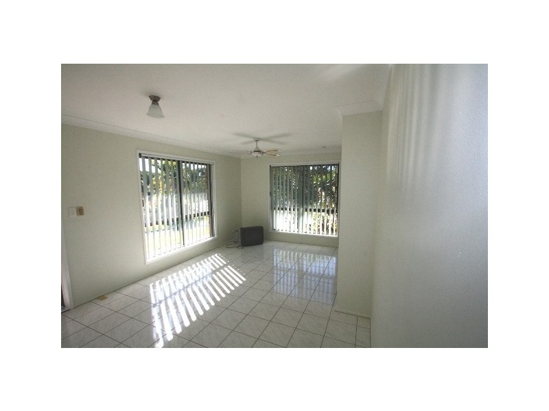 Burleigh Waters QLD 4220