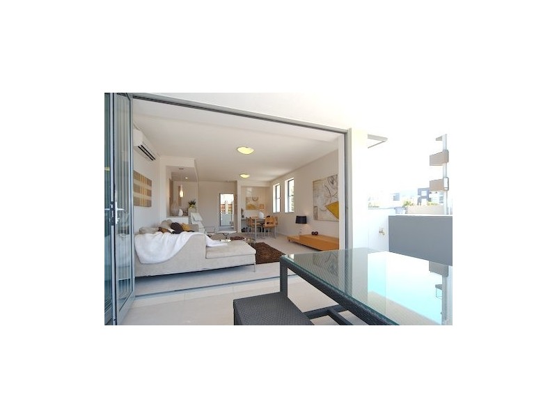 Varsity Lakes QLD 4227