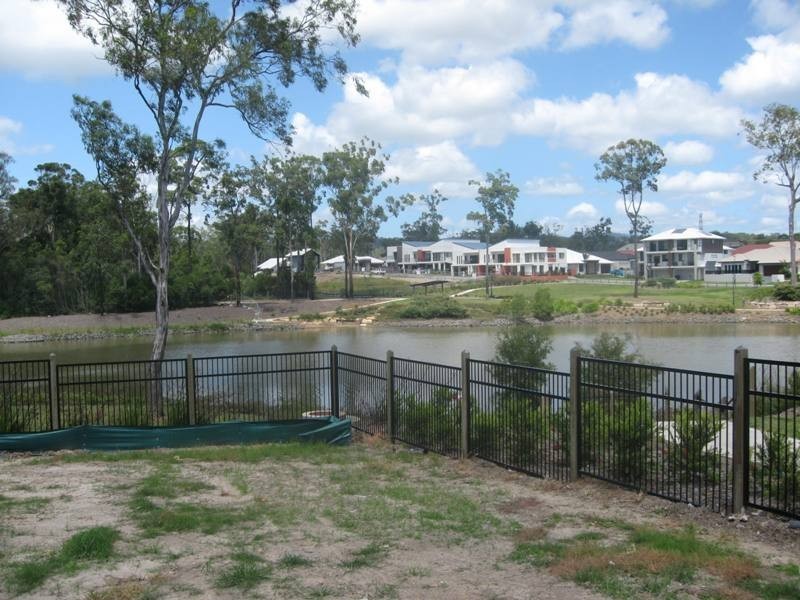 Varsity Lakes QLD 4227