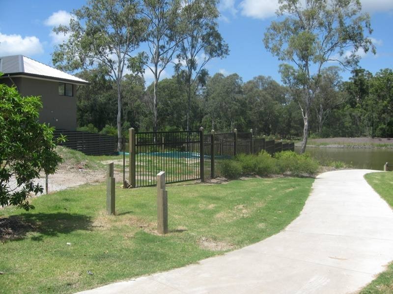 Varsity Lakes QLD 4227