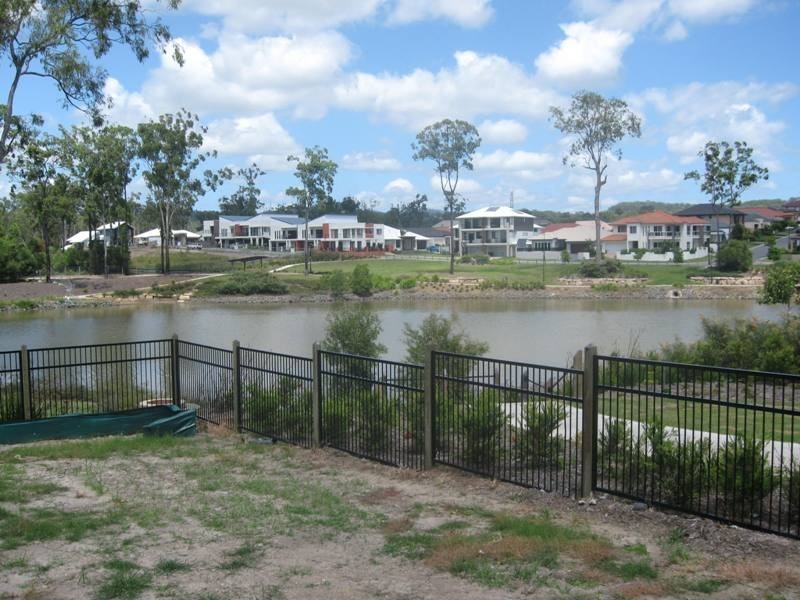 Varsity Lakes QLD 4227
