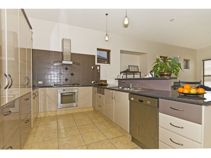 7 Corvus Way, Robina QLD 4226