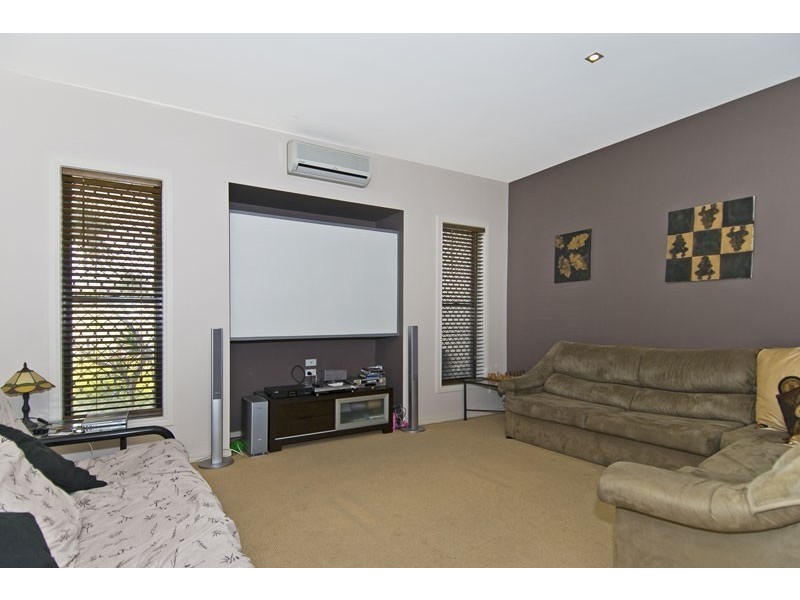 7 Corvus Way, Robina QLD 4226