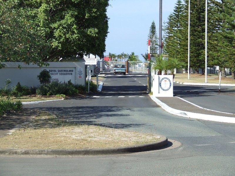 563 Royal Esplanade, Manly QLD 4179