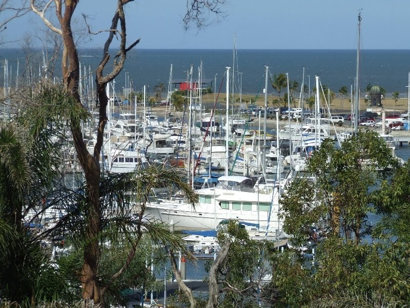 563 Royal Esplanade, Manly QLD 4179