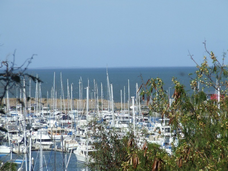 563 Royal Esplanade, Manly QLD 4179