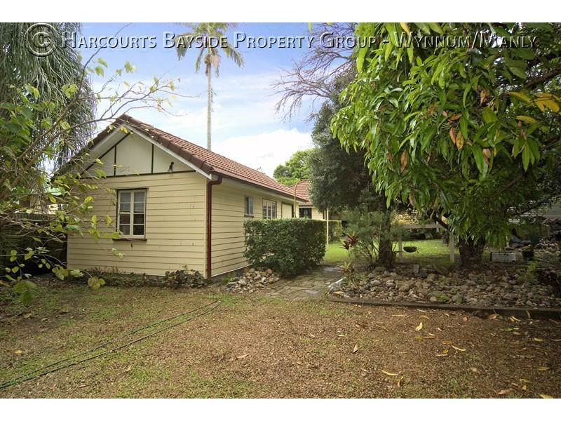 90 Haylock Street, Wynnum QLD 4178