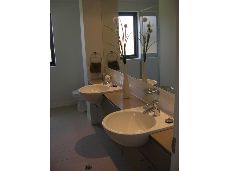 17/136 Akonna Street, Wynnum QLD 4178