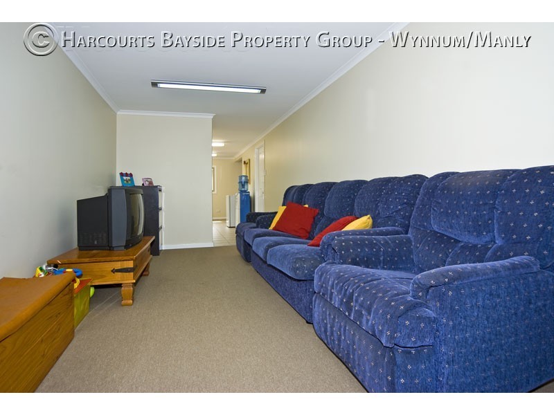 75 Glenora Street, Wynnum QLD 4178