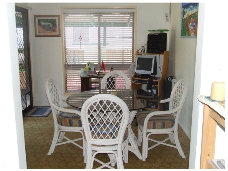 98 Southwick Street, Wynnum QLD 4178