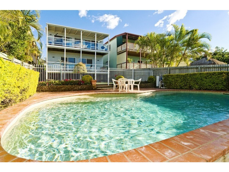 12 Melville Terrace, Wynnum QLD 4178