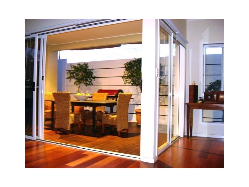 10 Foch Street, Wynnum West QLD 4178