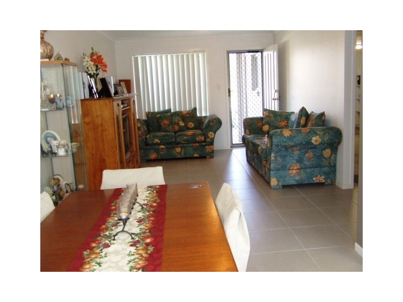 8/662 Manly Road, Wakerley QLD 4154