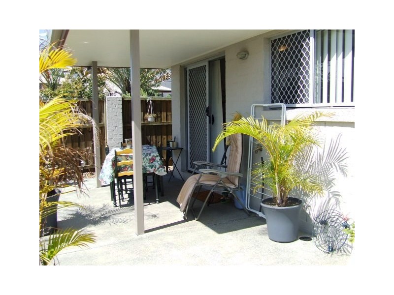8/662 Manly Road, Wakerley QLD 4154