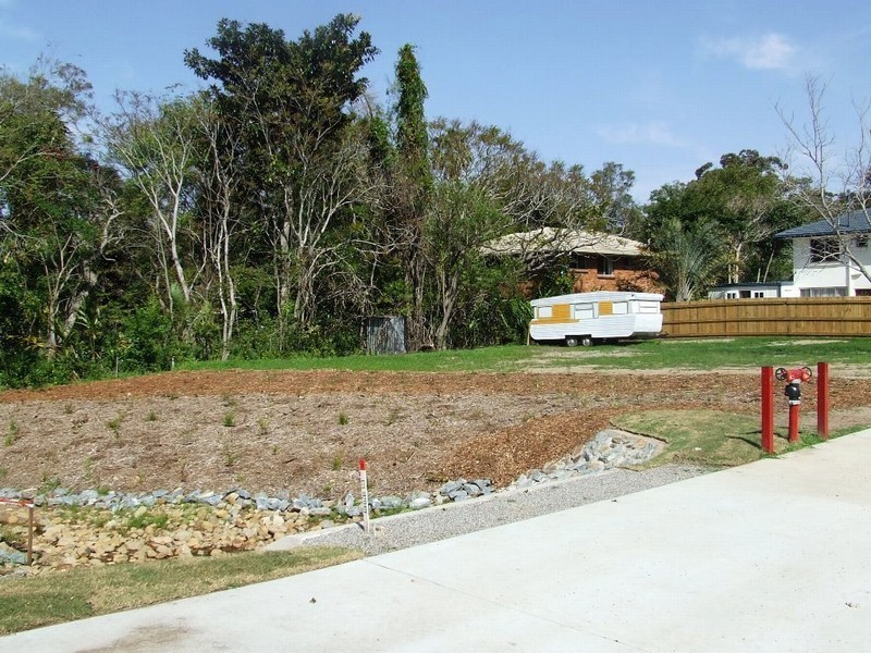 Lot 4/37 Herbert Street, Lota QLD 4179