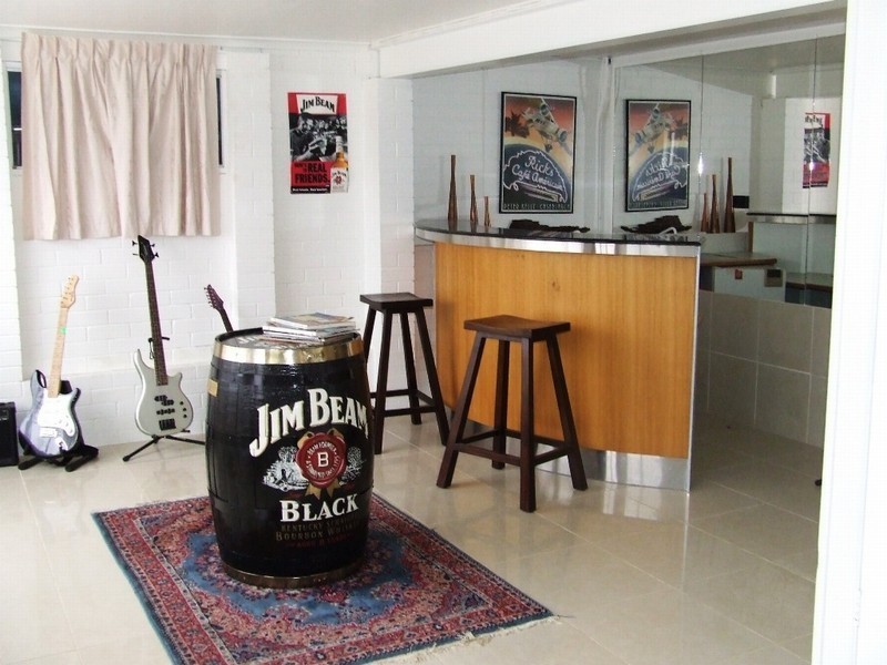 37 Herbert Street, Lota QLD 4179