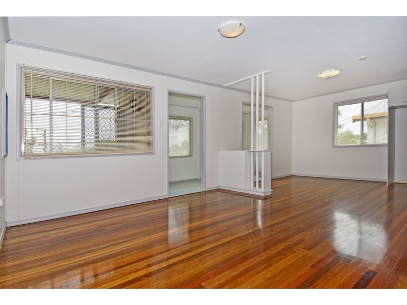 45 Bernays Road, Wynnum West QLD 4178