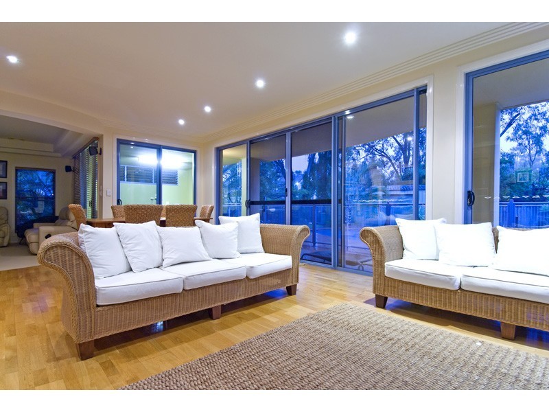 168 Mooroondu Road, Thorneside QLD 4158