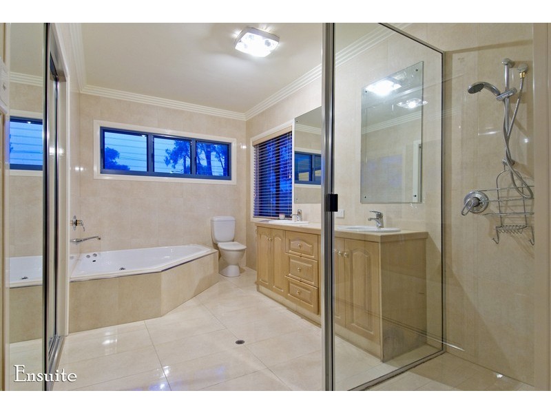 168 Mooroondu Road, Thorneside QLD 4158