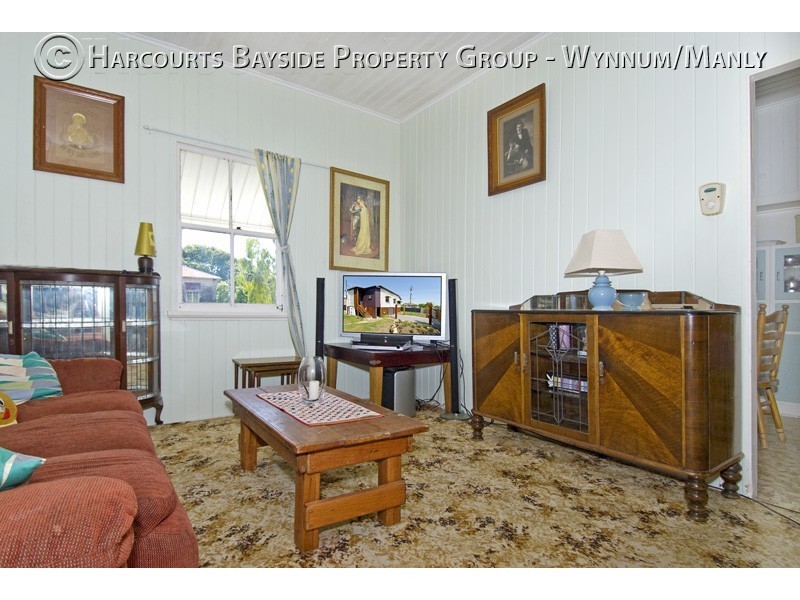 74 Emsworth Street, Wynnum QLD 4178