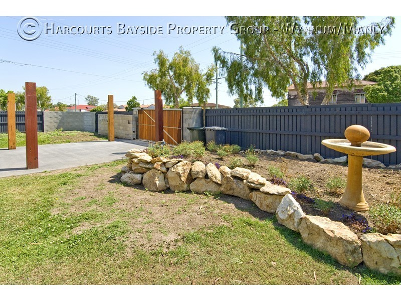 74 Emsworth Street, Wynnum QLD 4178