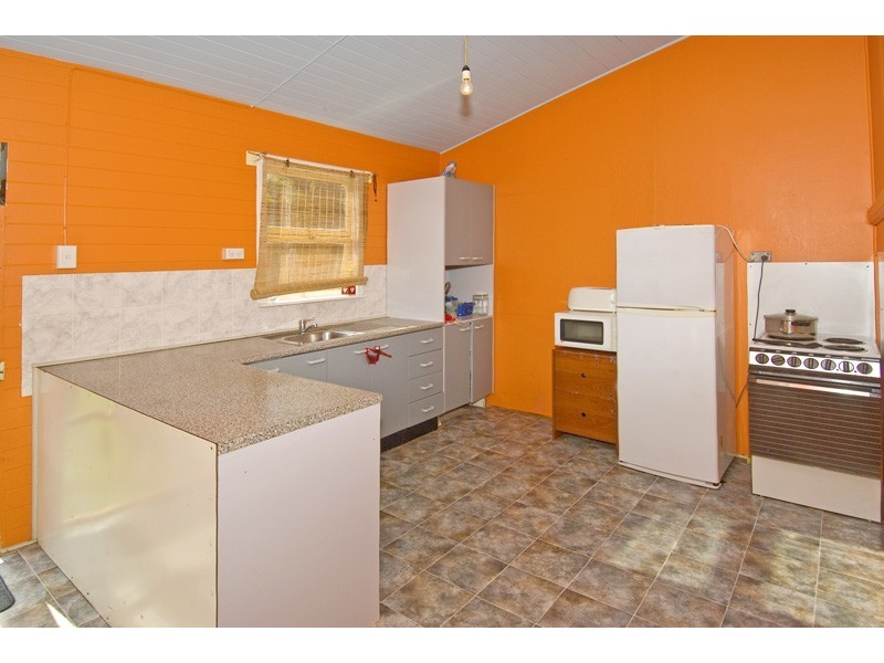 49 MacDonald Street, Lota QLD 4179