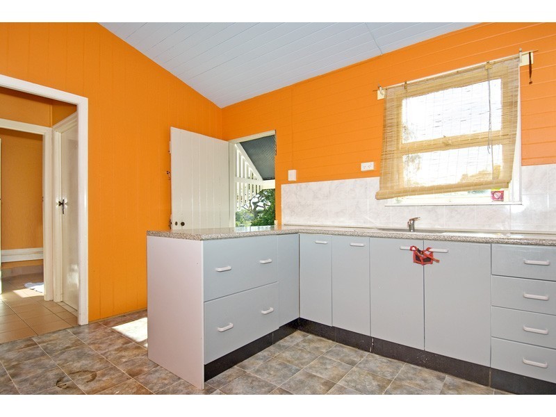 49 MacDonald Street, Lota QLD 4179