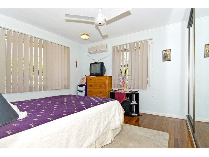 74 Milanion Crescent, Carindale QLD 4152