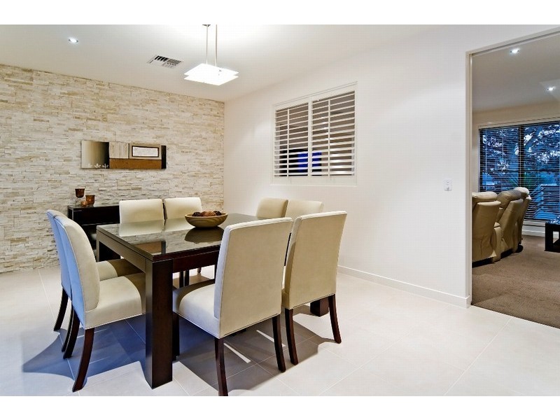 72 Sylvateere Crescent, Wakerley QLD 4154