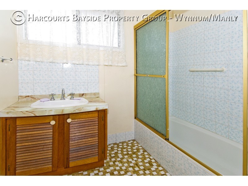 10 Coolana Street, Lota QLD 4179