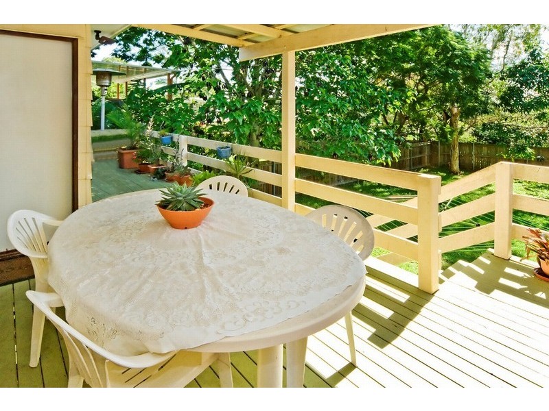 31 Napier Street, Birkdale QLD 4159