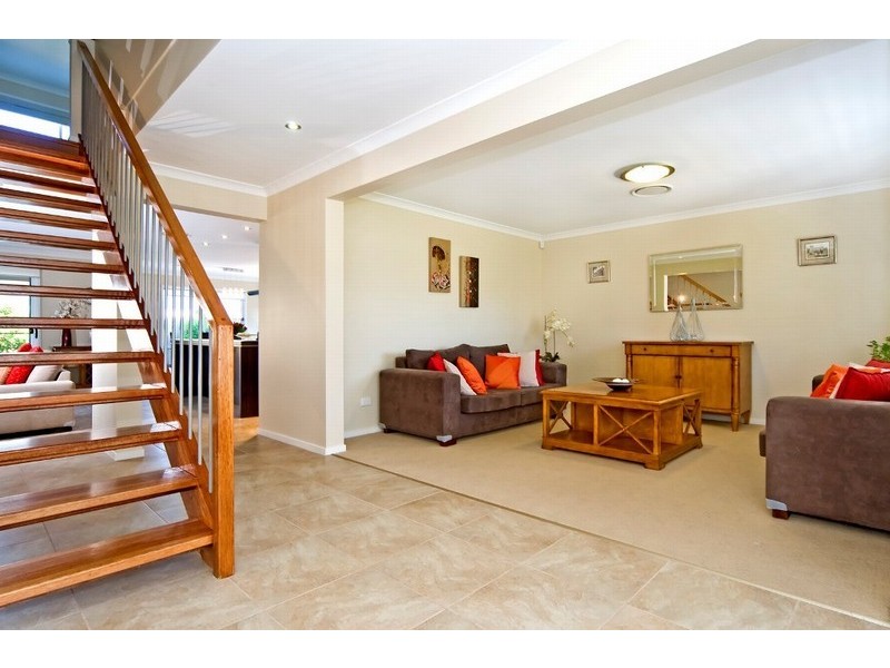 16 Gumdale Street, Wakerley QLD 4154