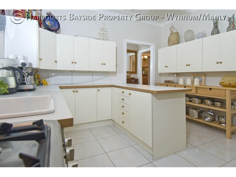 27 Coralie Avenue, Wynnum West QLD 4178