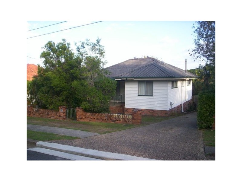 30 Arakurta Street, Lota QLD 4179