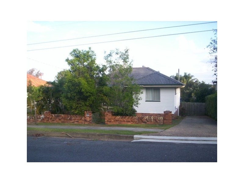 30 Arakurta Street, Lota QLD 4179