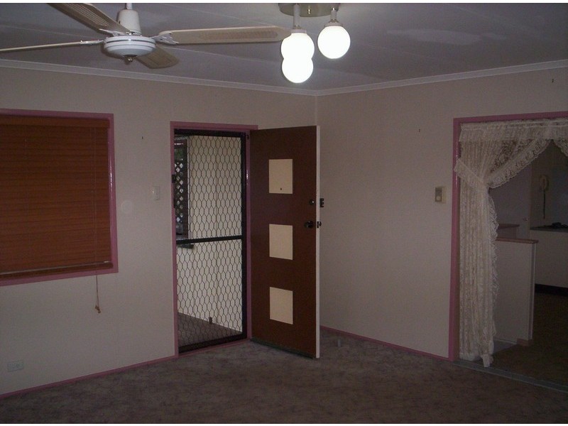 24 Lithgow Street, Wynnum QLD 4178