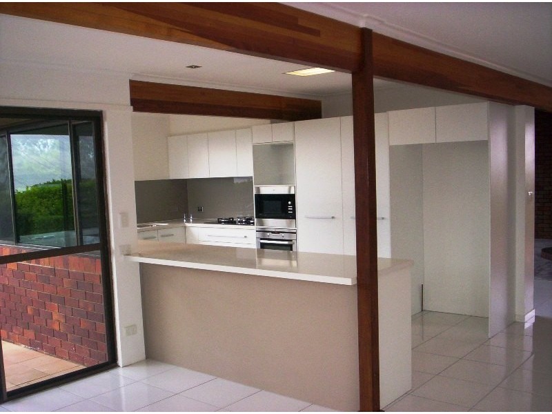 39 Warra Street, Wynnum QLD 4178