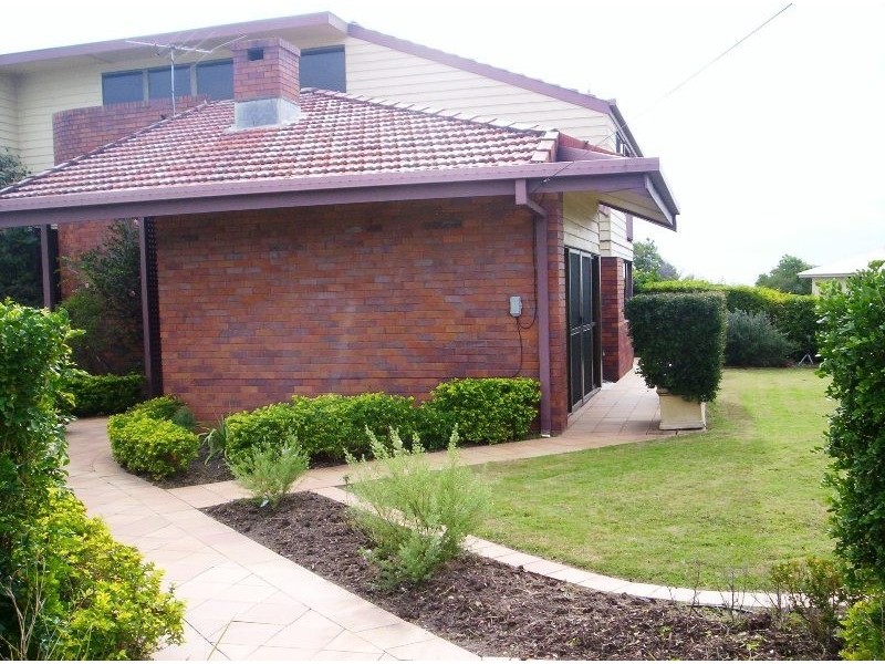 39 Warra Street, Wynnum QLD 4178