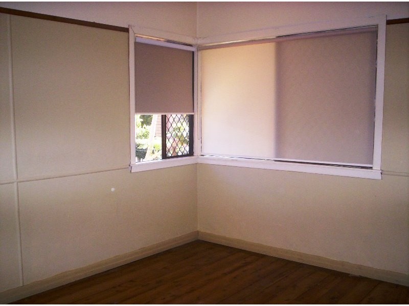 92 Boxgrove Avenue, Wynnum QLD 4178