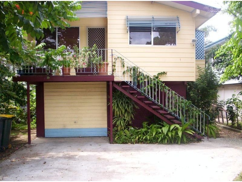47 North Road, Wynnum QLD 4178