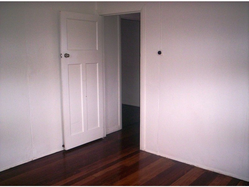 61 Ferry Road, Thorneside QLD 4158