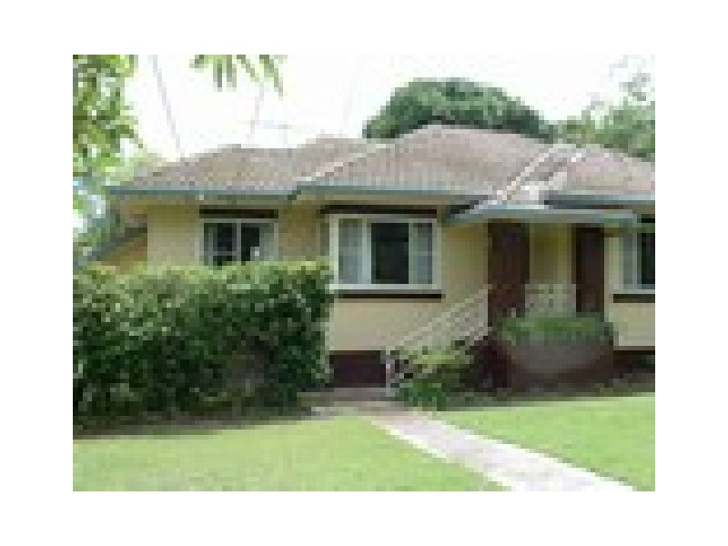 21 Sandy Camp Road, Wynnum QLD 4178
