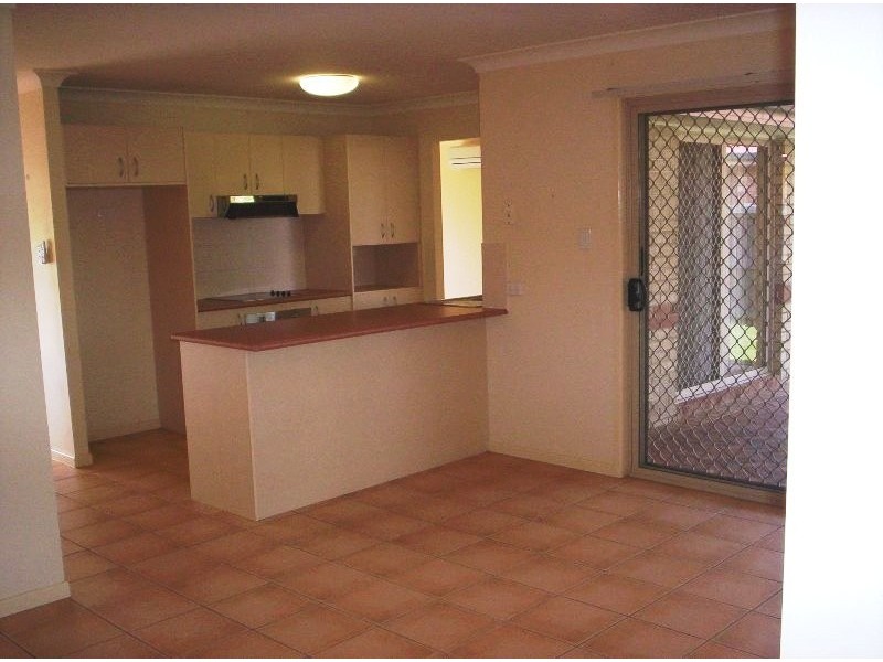 29 Pamela Street, Wynnum West QLD 4178